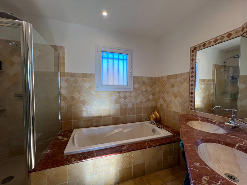 Maison - 132 m² - 6 pièces