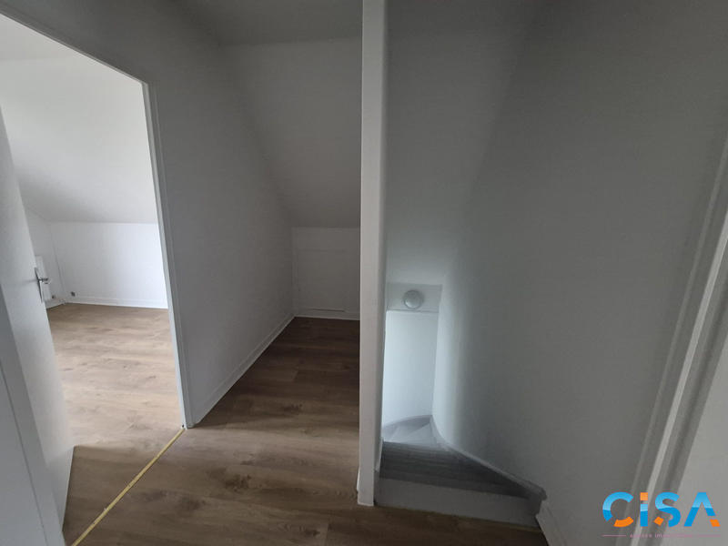 Maison traditionnelle - 91 m² - 4 pièces