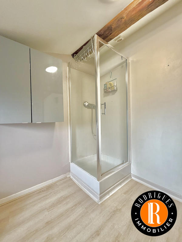 Appartement - 70 m² - 2 pièces