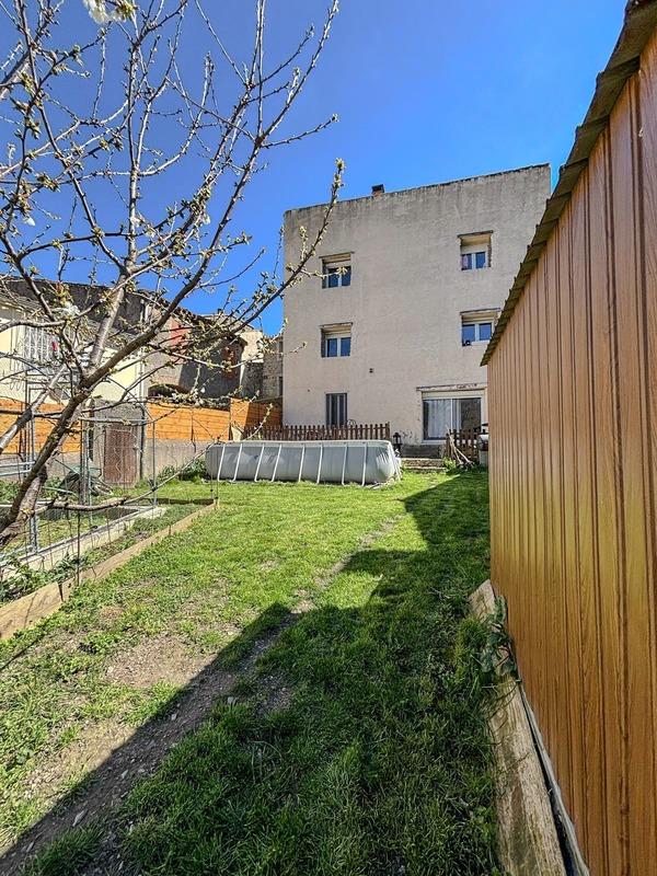 Maison de village - 88 m² - 5 pièces