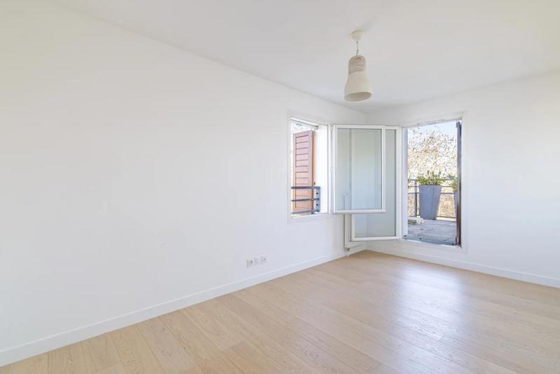 Appartement - 104 m² - 5 pièces