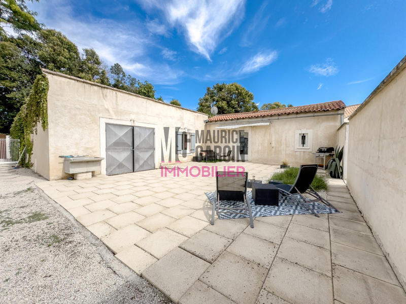 Maison - 300 m² - 10 pièces