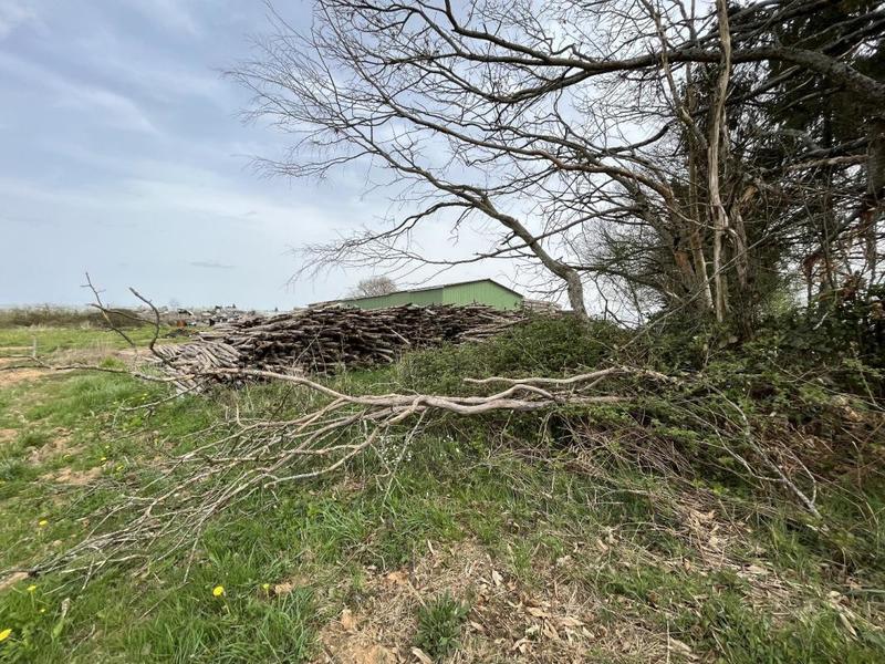 Maison ancienne - 530 m² - 3 pièces