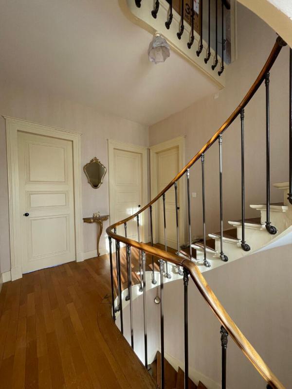 Maison bourgeoise - 168 m² - 7 pièces