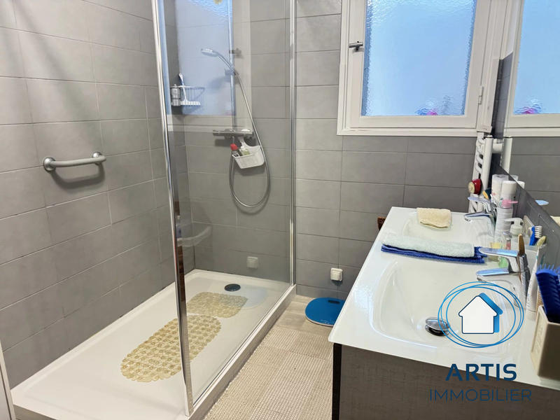 Appartement - 101 m² - 4 pièces