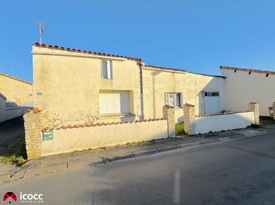 Maison - 83 m² - 6 pièces