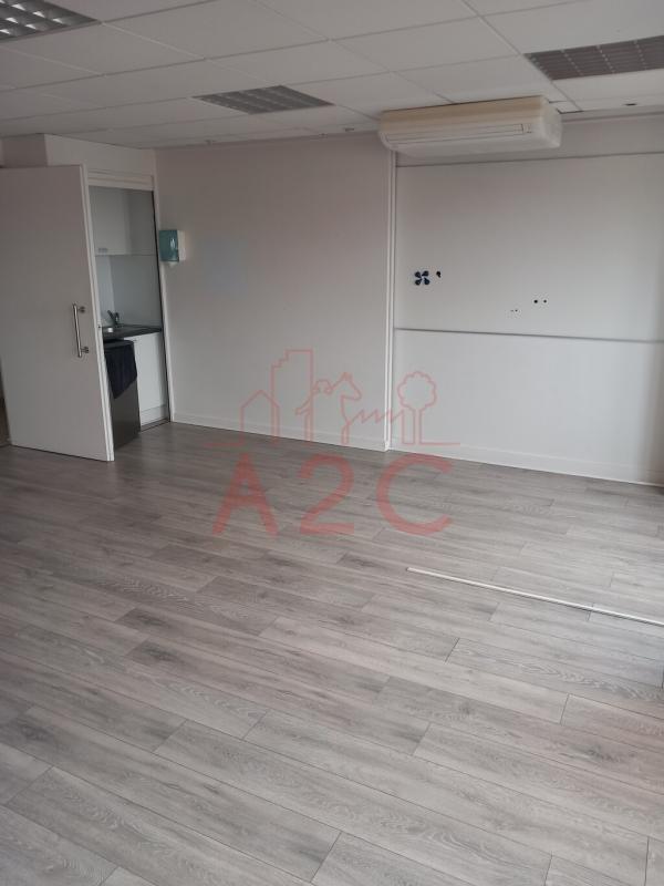 Bureau - 160 m²