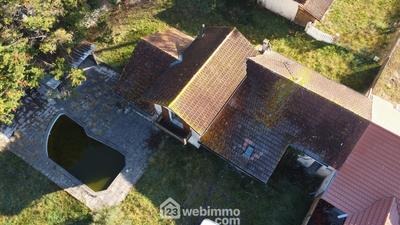 Maison - 200 m² - 6 pièces