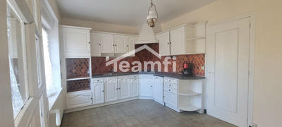 Maison traditionnelle - 96 m² - 4 pièces