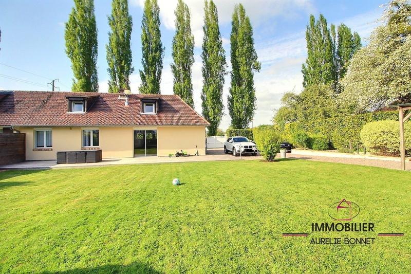 Maison - 95 m² - 5 pièces