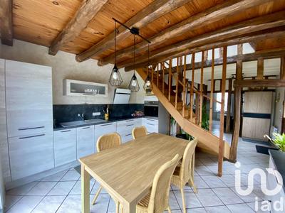 Maison - 99 m² - 4 pièces