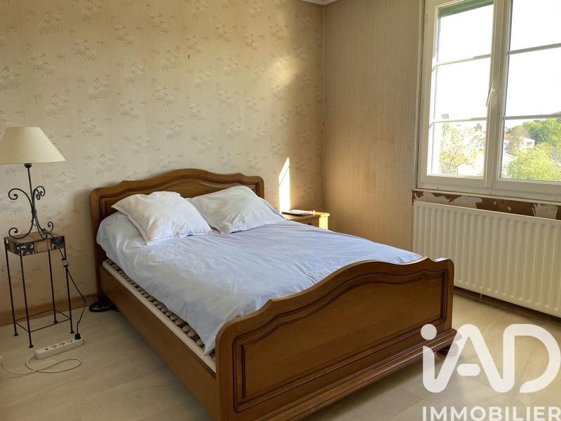 Maison - 180 m² - 8 pièces