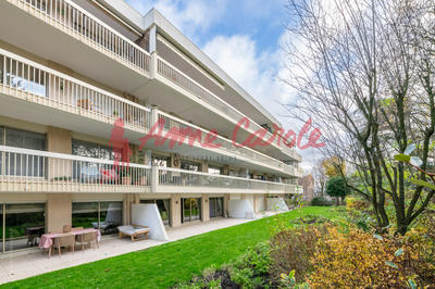 Appartement - 99 m² - 4 pièces