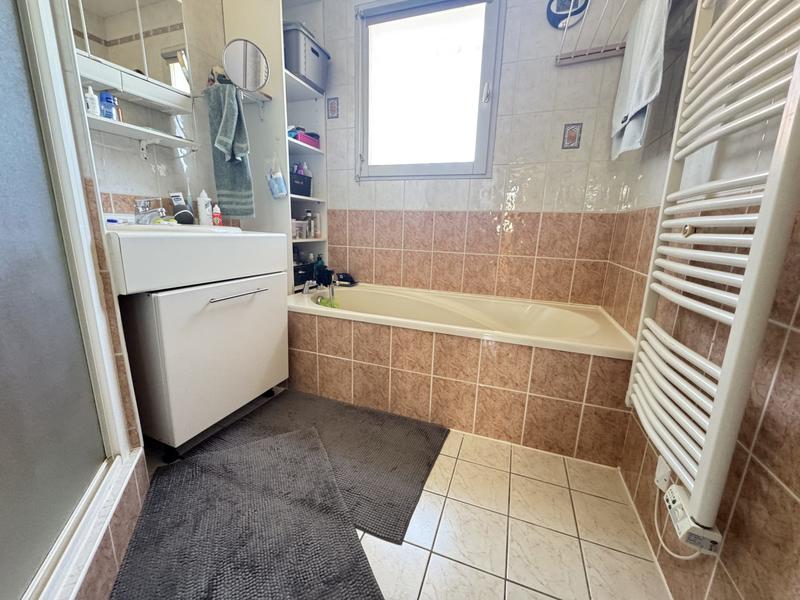 Villa - 107 m² - 5 pièces