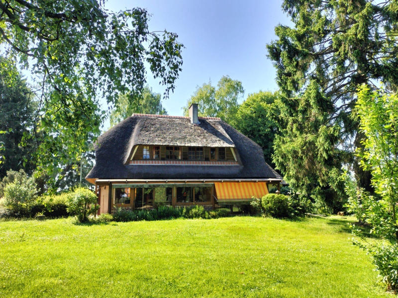 Maison - 260 m² - 10 pièces