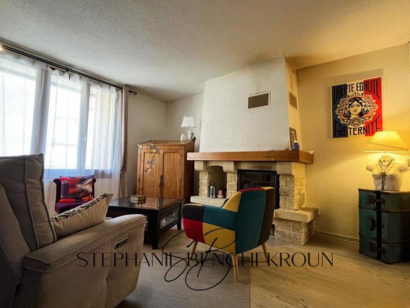 Maison - 180 m² - 5 pièces