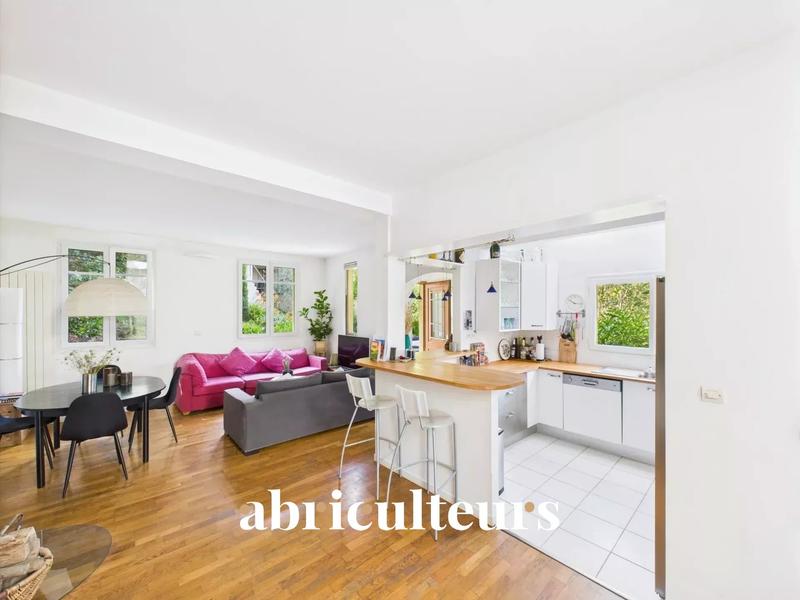 Maison - 132 m² - 6 pièces