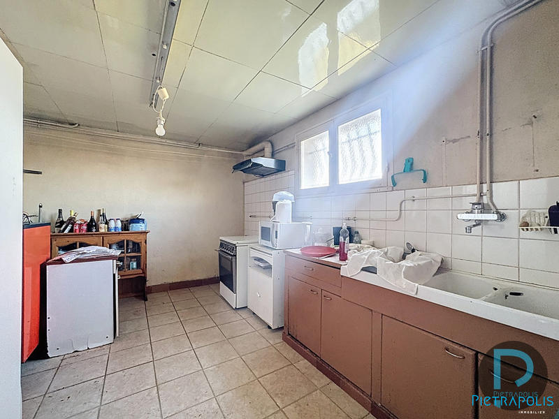 Maison - 140 m² - 5 pièces