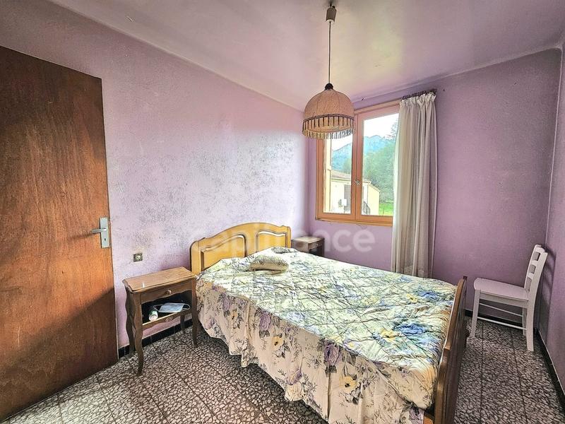 Maison - 193 m² - 5 pièces