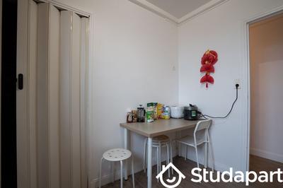 Chambre - 60 m² - 1 pièce