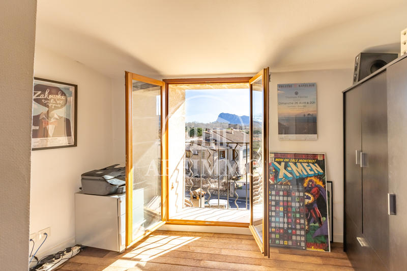 Maison de village - 218 m² - 7 pièces