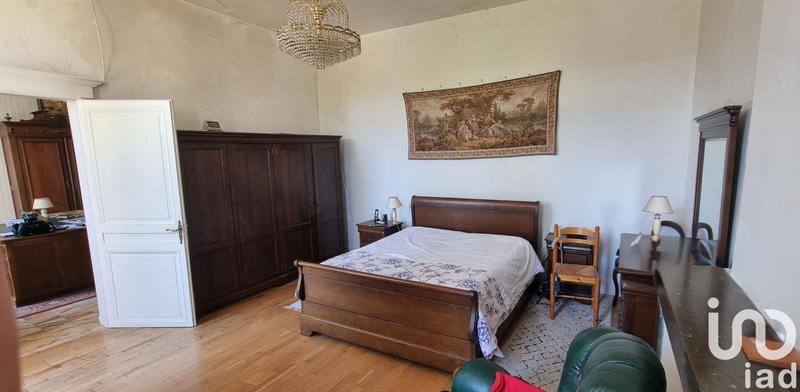 Maison - 260 m² - 7 pièces