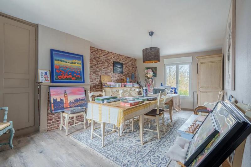 Maison - 274 m² - 7 pièces