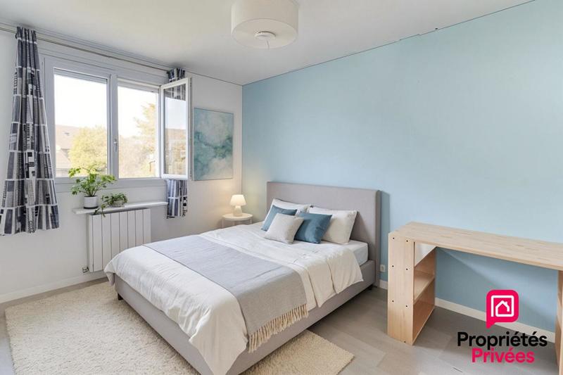 Maison - 136 m² - 6 pièces