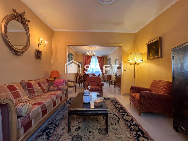 Maison - 177 m² - 6 pièces