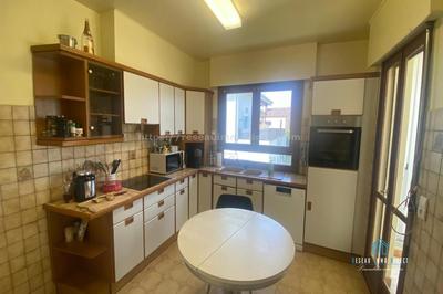 Maison traditionnelle - 254 m² - 11 pièces