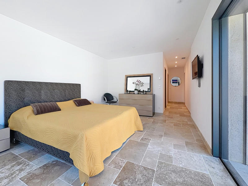 Villa - 151 m² - 5 pièces