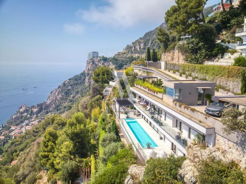 Villa - 570 m² - 7 pièces