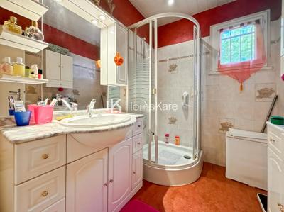 Maison - 94 m² - 4 pièces