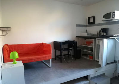 Studio - 18 m² - 1 pièce