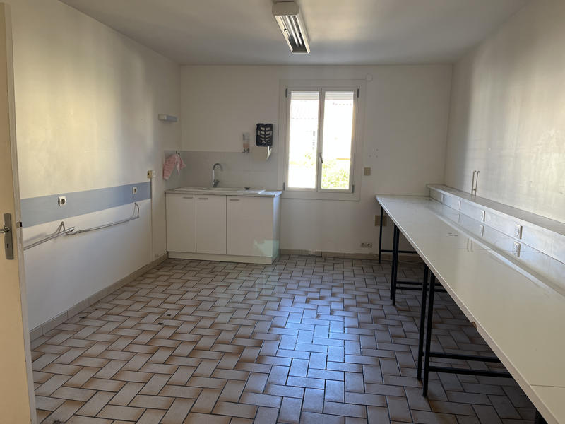 Local commercial - 194 m²