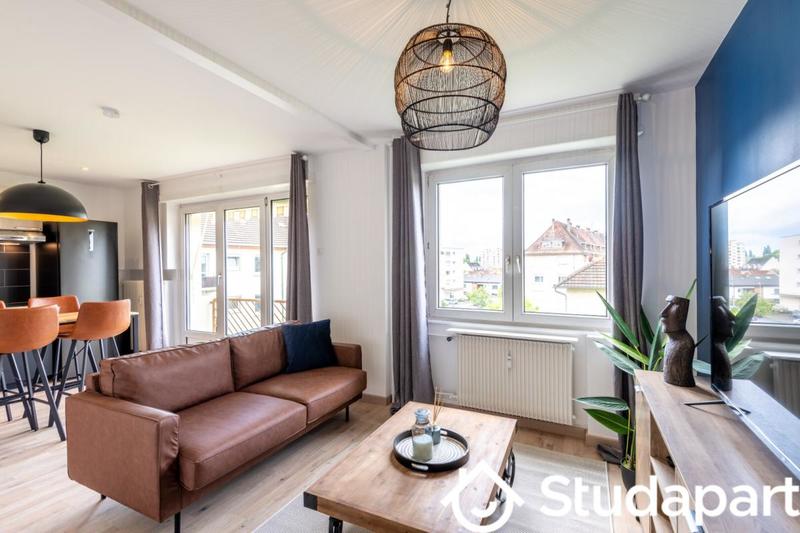 Chambre - 11 m² - 1 pièce