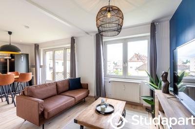 Chambre - 11 m² - 1 pièce