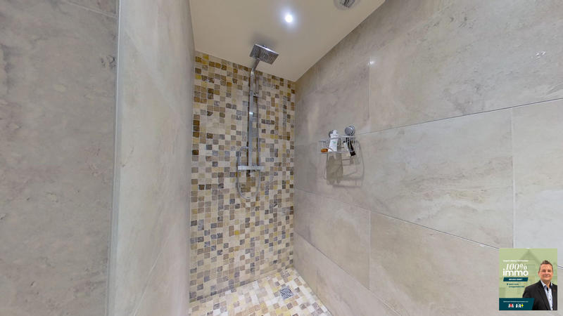 Appartement - 105 m² - 4 pièces