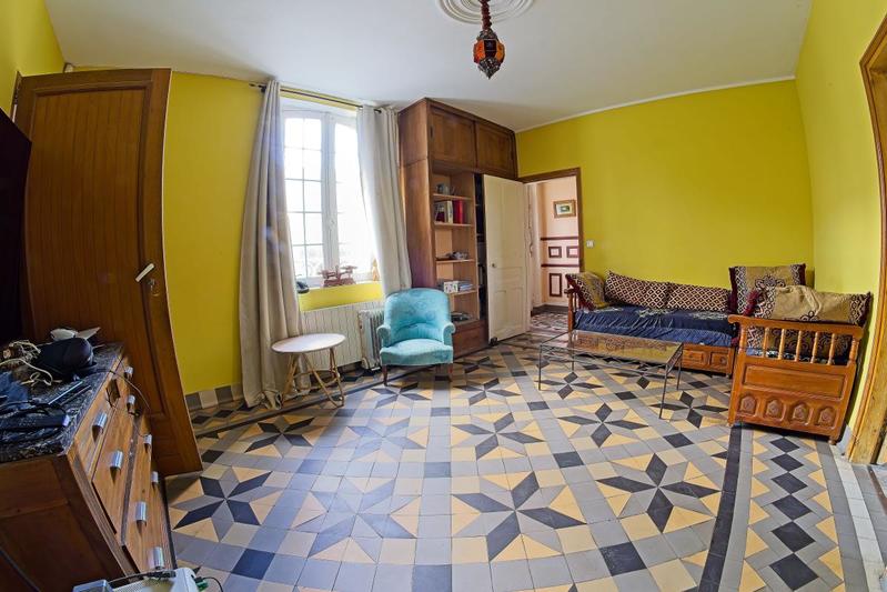 Propriété - 245 m² - 5 pièces