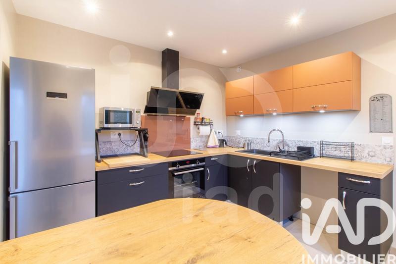 Maison - 97 m² - 5 pièces