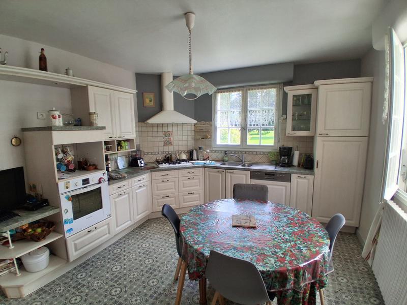 Maison traditionnelle - 150 m² - 7 pièces