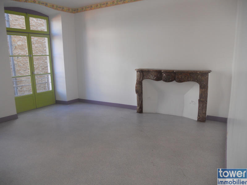 Maison - 294 m² - 12 pièces