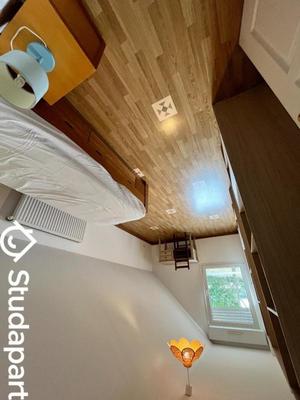 Chambre - 12 m² - 1 pièce