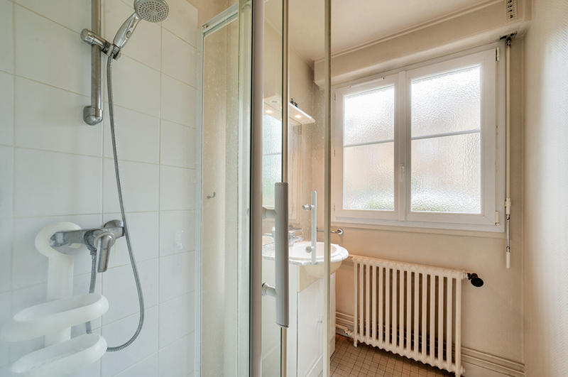 Bureau - 44 m² - 2 pièces