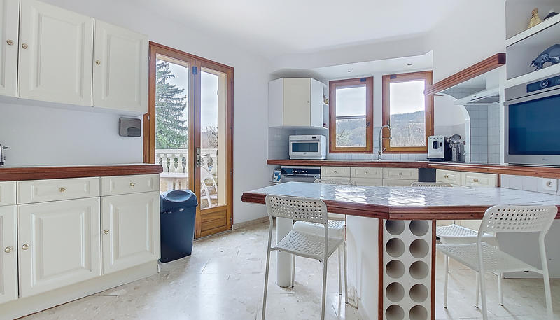 Maison - 132 m² - 4 pièces