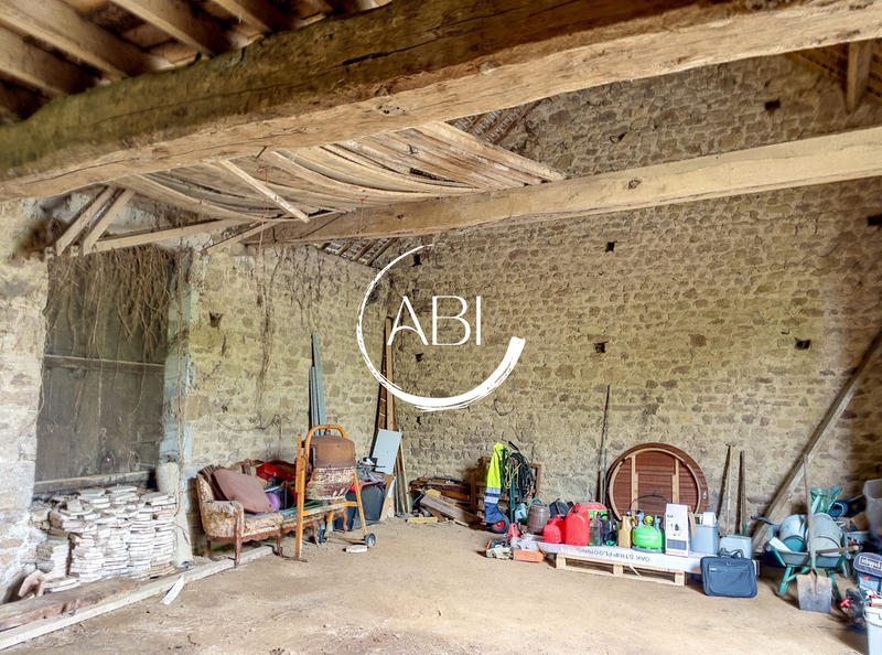 Maison ancienne - 180 m² - 3 pièces