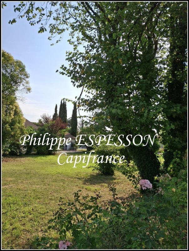 Terrain constructible - 800 m²