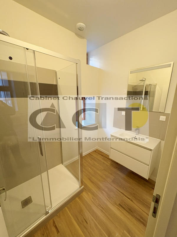 Duplex - 65 m² - 3 pièces