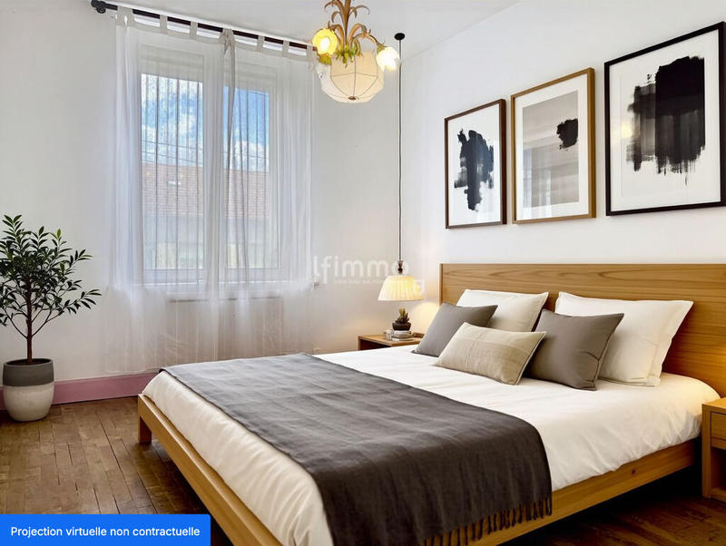 Maison - 290 m² - 11 pièces