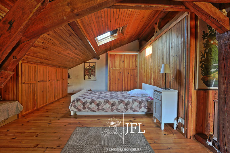 Propriété - 151 m² - 4 pièces